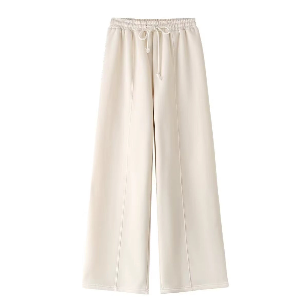 סט נינוח בגימור רך ג׳קט רוכסן ומכנסיים רחבים