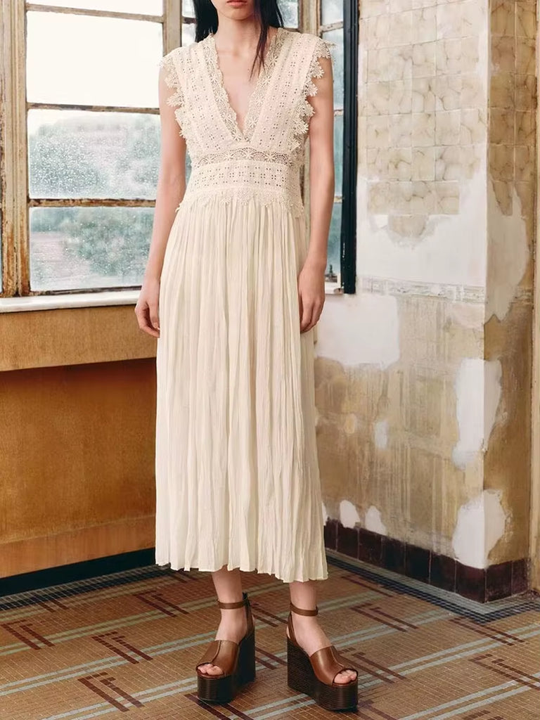 שמלת מקסי תחרה אלגנטית בגזרת מותן גבוהה