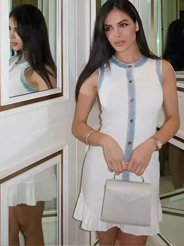 שמלת מיני סרוגה בקו נקי ואלגנטי