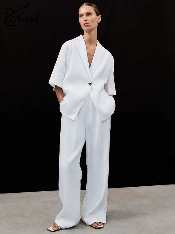 סט אלגנט לבן בגזרה רפויה עם חולצה מכופתרת