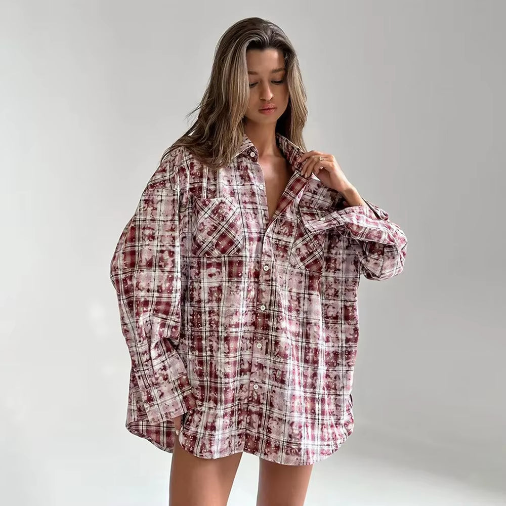 חולצת משבצות במראה רטרו