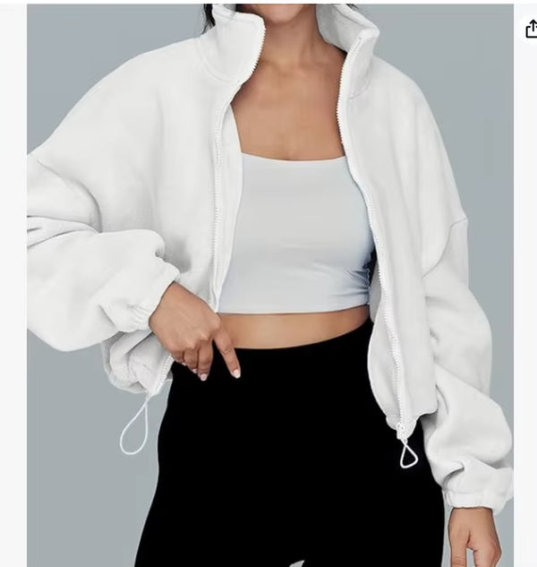 קפוצ'ון בטן פליז עם רוכסן, צווארון עומד וחורים לאגודלים